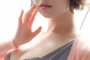 被虐童新聞刺激到⋯絵恋空(繪戀空)自爆童年的悲慘回憶! 被虐童新聞刺激到⋯絵恋空(繪戀空)自爆童年的悲慘回憶!