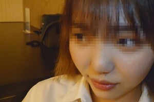 FC2-PPV-4624894 【無・制服コス】デカ尻巨乳を毎晩セックス漬けにして孕ませ覚悟の生中出し【特典で高画質】