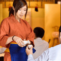 The girl served in Tokyo and the afternoon screen of her customers actually had 102